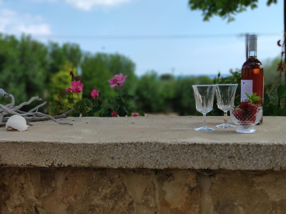 Olive Tree Cottage 2 Néa Péramos エクステリア 写真